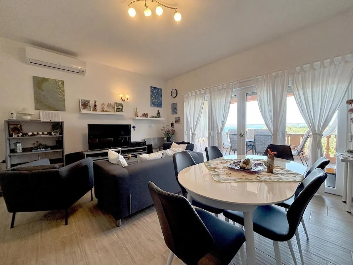 Sea View Apartment Artmare Lukoran